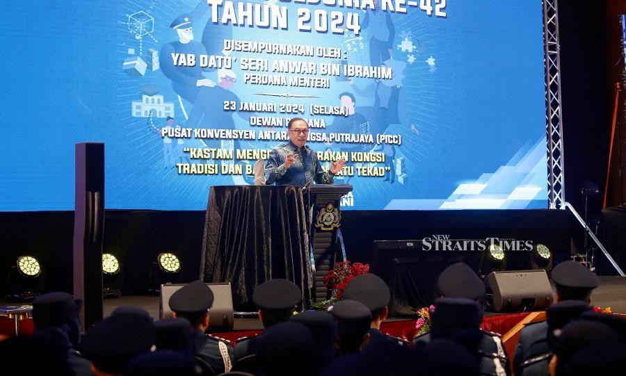 Prime Minister Datuk Seri Anwar Ibrahim speaking at the World Customs Day celebration in Putrajaya today. NSTP/MOHD FADLI HAMZAH