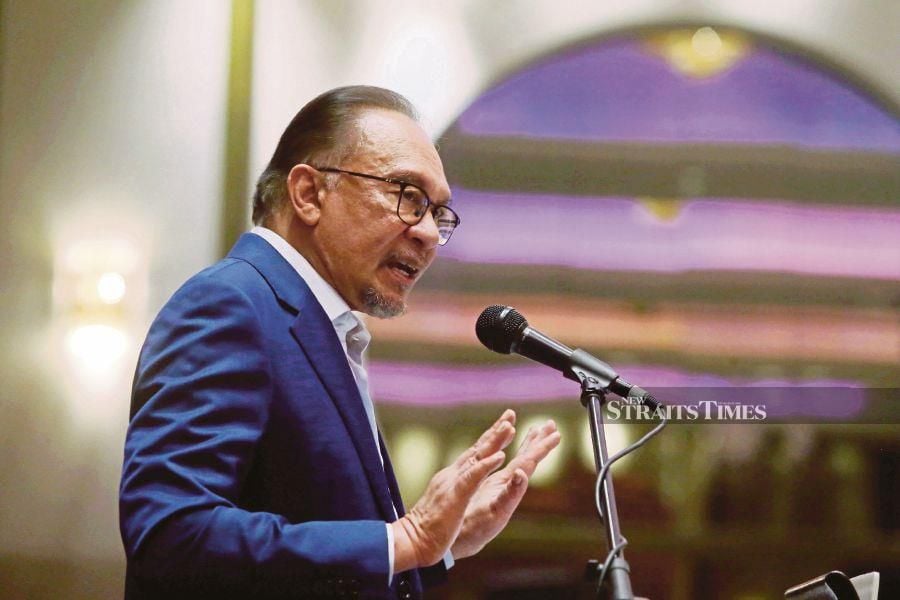 Prime Minister Datuk Seri Anwar Ibrahim wants voters in Sungai Bakap, especially the youth, to give the unity government’s candidate a chance during the upcoming by-election, says his senior political secretary, Datuk Seri Shamsul Iskandar Md Akin. NSTP file pic