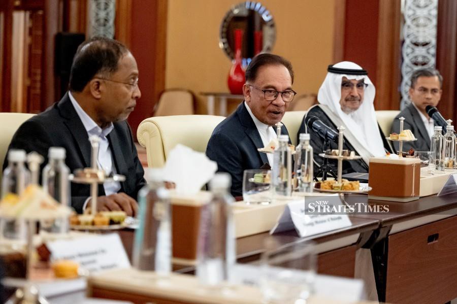 Prime Minister Datuk Seri Anwar Ibrahim speaks during a meeting with business leaders in Jeddah. - Pic courtesy of PMO