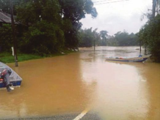 Two Roads Closed In Terengganu