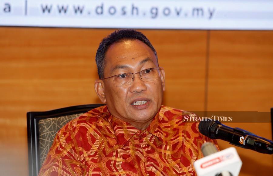 Deputy Human Resources Minister Datuk Awang Hashim. - NSTP file pic