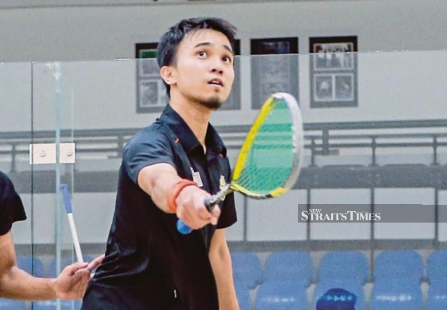 Squash: Addeen continues giant-killing run