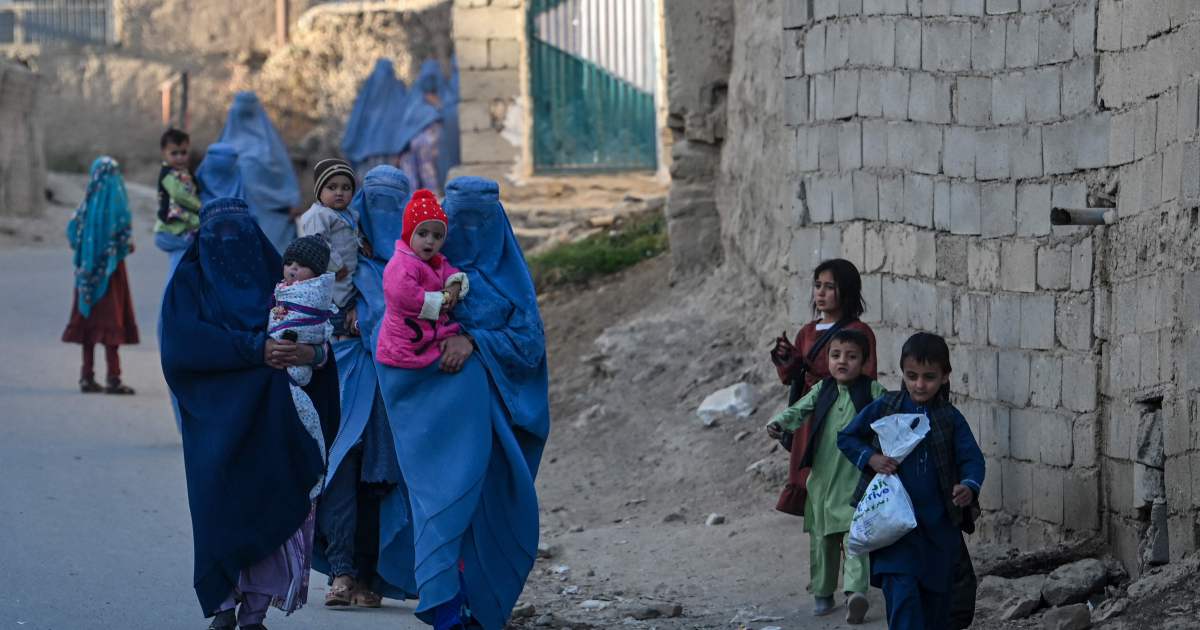 UN: Economic crisis could fuel extremism in Afghanistan | New Straits Times