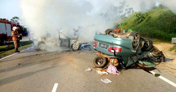 Kota Tinggi Woman Driving Against Traffic Flow Killed In Crash; Man ...