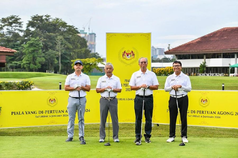 Yang di-Pertuan Agong Al-Sultan Abdullah Ri’ayatuddin Al-Mustafa Billah Shah today participated in the King’s Cup 2023 golf tournament organised by The Royal Selangor Golf Club (RSGC) here. - Pic courtesy from Istana Negara IG 