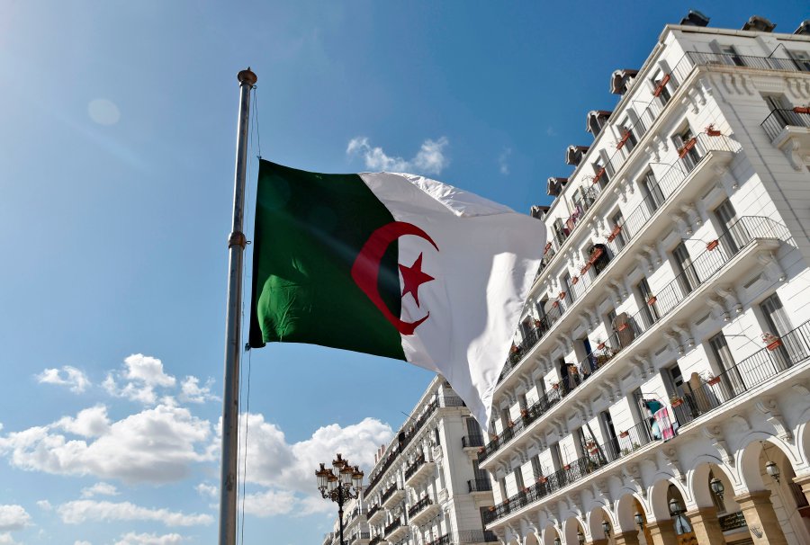 Algeria in mourning after its most deadly plane crash