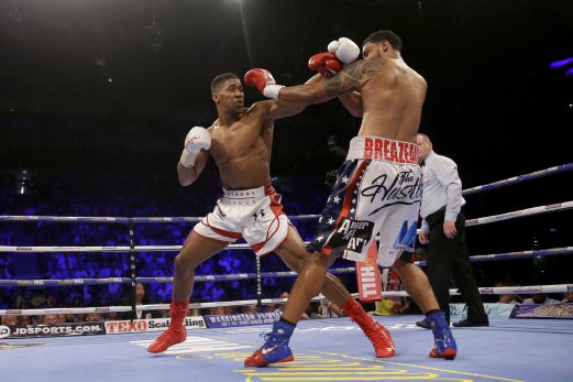 Boxing Imperious Joshua retains world title