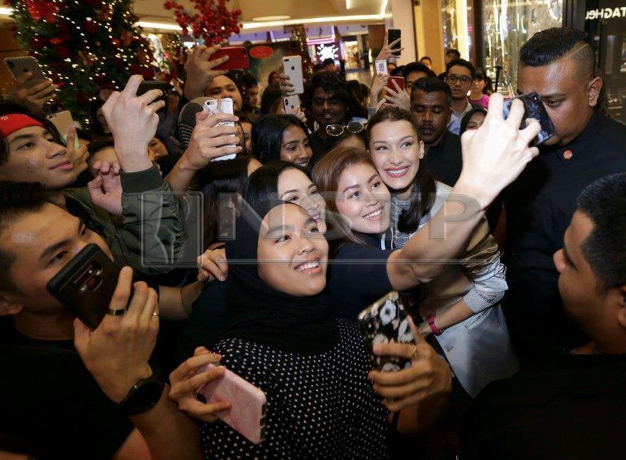 Model Bella Hadid makes KL appearance