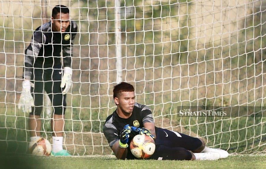 National Under-23 squad goalkeeper Sikh Izhan Nazrel Sikh Azman believes the team has to make full use of the two friendly matches they will play before the AFC Under-23 Asian Cup which starts in Qatar on April 15. - NSTP/ FATHIL ASRI