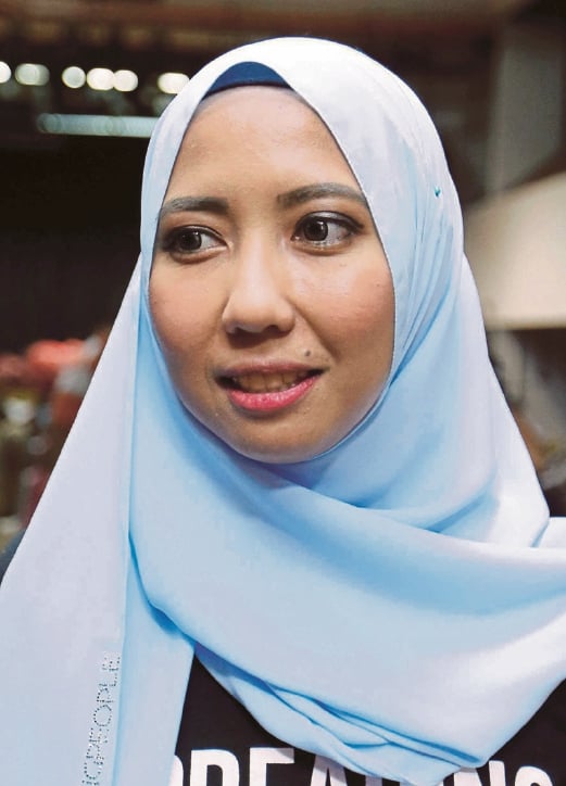 I want to show that social media can be used to do good things, says Aida Suraya. Pix by MOHD KHAIRUL HELMY MOHD DIN.