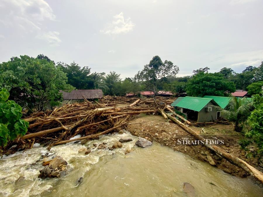 Repair works ongoing near Gunung Jerai following flash ...