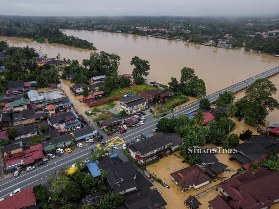 Kelantan and Terengganu have been hammered by 65 episodes of floods since the deluge triggered by the northeast monsoon began on Dec 17. - NSTP/GHAZALI KORI