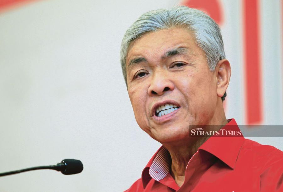  Datuk Seri Dr Ahmad Zahid Hamidi said an official letter on Isham Jalil’s sacking will be issued soon. FILE PIC /MOHD YUSNI ARIFFIN. 