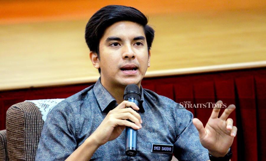 The call was made by 32 opposition MPs including two Independent lawmakers, namely Muar MP, Syed Saddiq Syed Abdul Rahman (pic) and Simpang Renggam MP, Dr Maszlee Malik. NSTP/ASYRAF HAMZAH ASYRAF HAMZAH