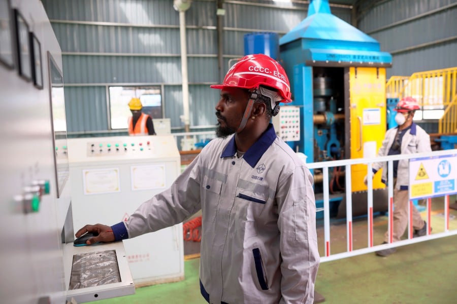 Born in Taiping, Perak, Gunaseelan, said the use of advanced and latest equipment in the mega project provided him with new knowledge and skills.- BERNAMA pic
