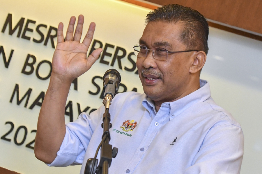 Minister in the Prime Minister's Department (Parliament and Law) Datuk Seri Takiyuddin Hassan said the government hoped there would be no more confusion in its enforcement. - Bernama file pic