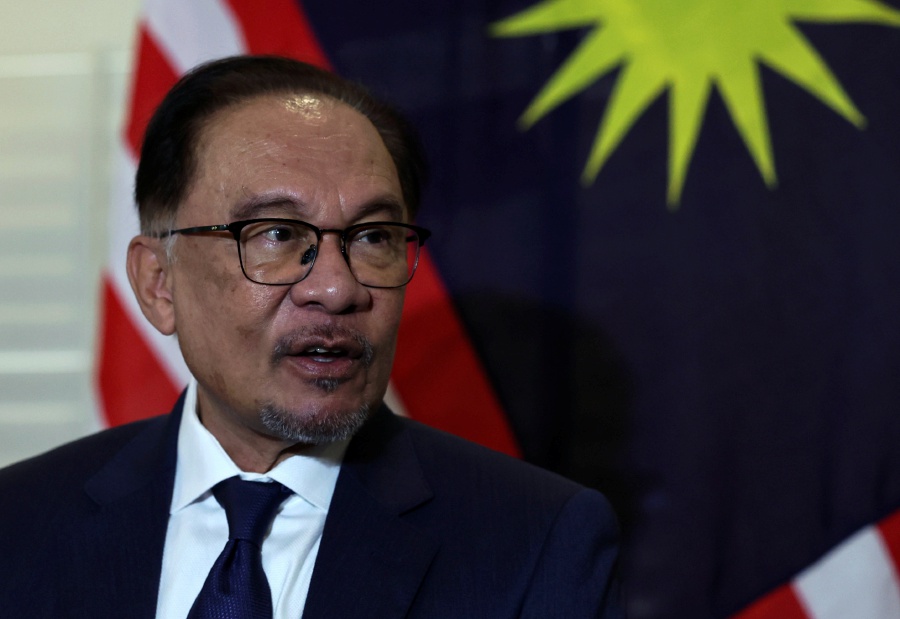 Prime Minister Datuk Seri Anwar Ibrahim said that inclusivity for women is important to ensure sustainable community development. — FotoBernama