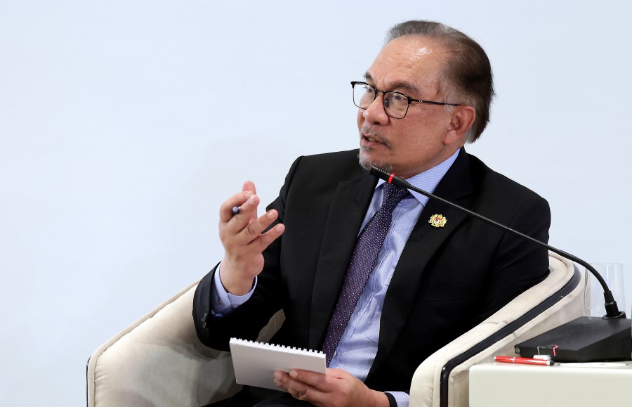 Prime Minister Datuk Seri Anwar Ibrahim is calling for the United States to take all necessary steps to stop the atrocities in Palestine.- BERNAMA pic