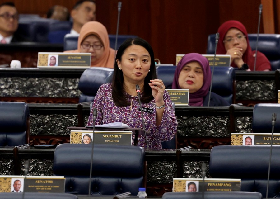Youth and Sports Minister Hannah Yeoh told Dewan Rakyat that the Cabinet has made the decision earlier this month where all of the ministry’s facilities are now categorised as no smoking and vaping areas. BERNAMA PIC