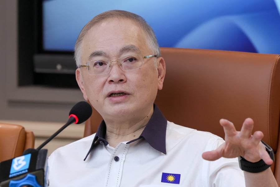 Wee: MCA's 3,000-strong Crack Squad Poised For Floods | New Straits ...