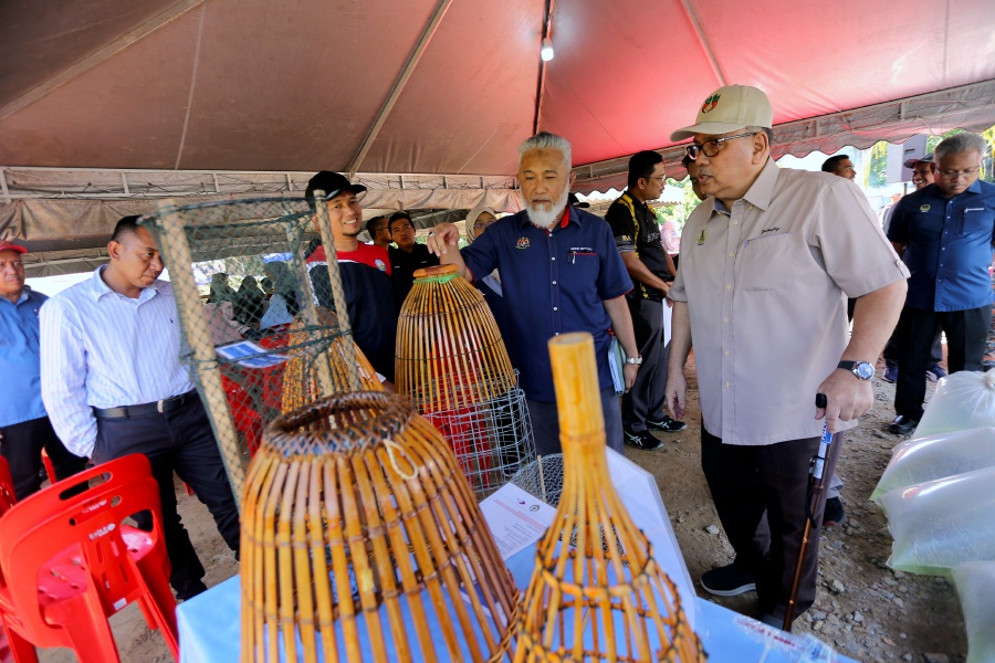 State Rural Development, Plantation, Agriculture and Food Industry Committee chairman, Datuk Mohd Zolkafly Harun, said those who failed to do so within the stipulated period may face action under the Poultry Farming Enactment (Amendment) 2023 which was gazetted last July 20.- BERNAMA Pic