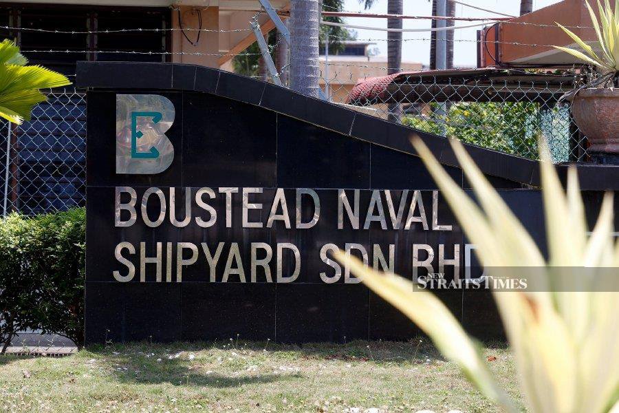 The Defence Ministry sided with Boustead Naval Shipyard (BNS) instead of the Royal Malaysian Navy (RMN), the end-user for the six littoral combat ships (LCS) ordered by the government. - NSTP/HAIRUL ANUAR RAHIM