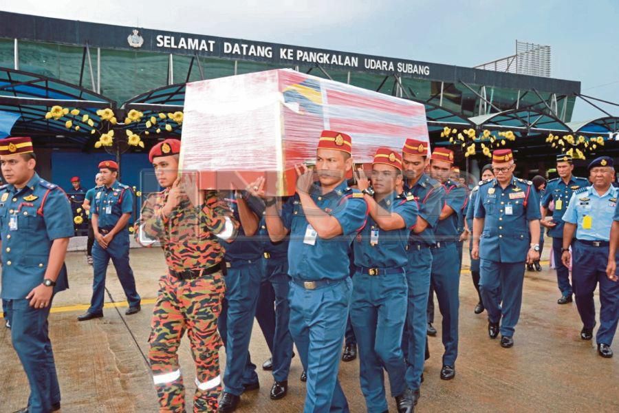 Rmaf Fly Fireman S Remains To Sibu