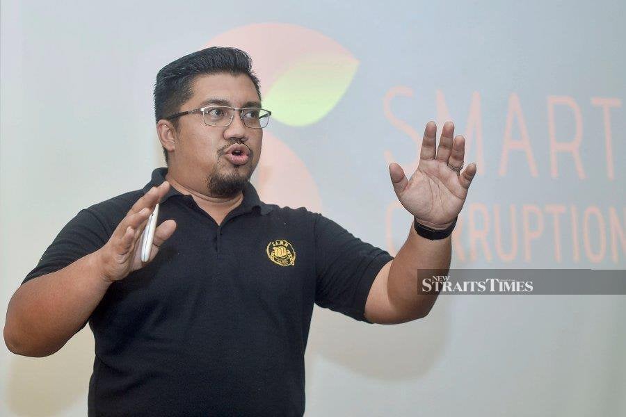 Badrul Hisham Shaharin was arrested by police in Tapah. - NSTP file pic