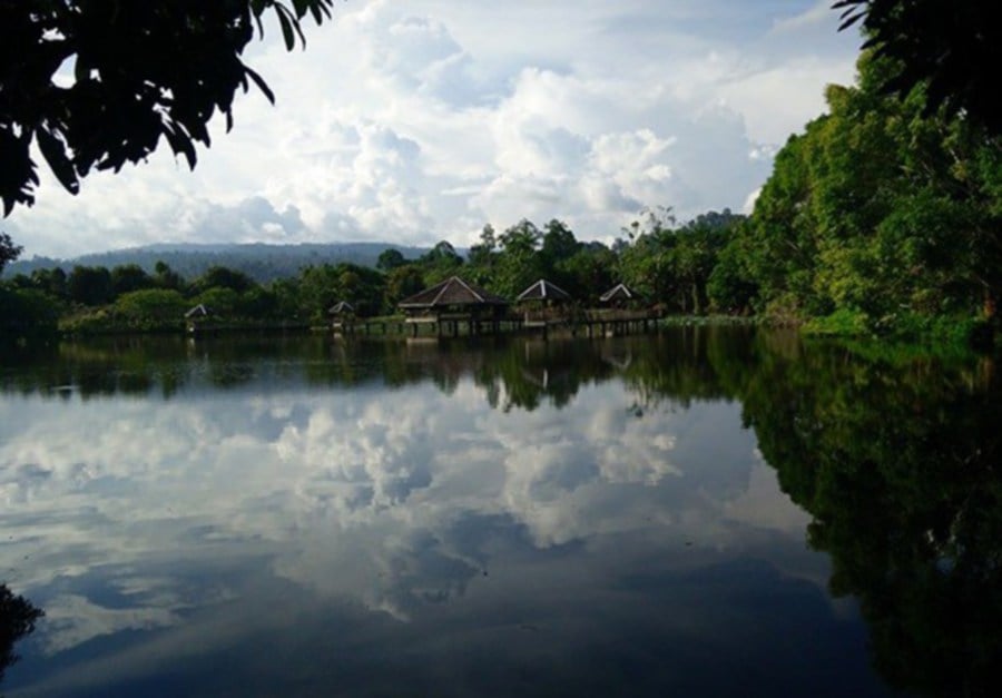 File pic credit (Travelog Borneo)