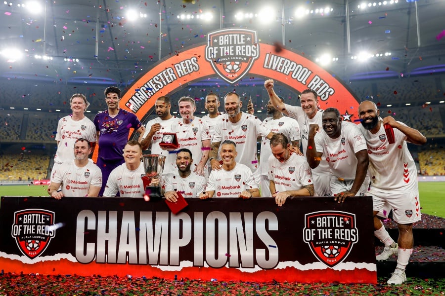 The Liverpool legends proved on Saturday that they were the better Reds by beating the Manchester United legends 4-2 at the National Stadium in Bukit Jalil. - Bernama pic