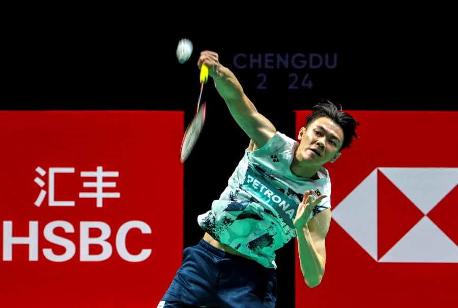 Former international Datuk James Selvaraj is counting on Lee Zii Jia to fire up his teammates against Denmark in their final Group D tie of the Thomas Cup on Tuesday in Chengdu, China. - Bernama pic