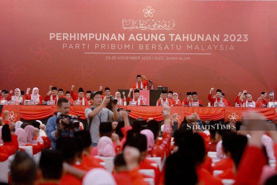 Bersatu is not ruling out collaborating with Gabungan Rakyat Sabah (GRS) in the next Sabah state election. - NSTP / FAIZ ANUAR 