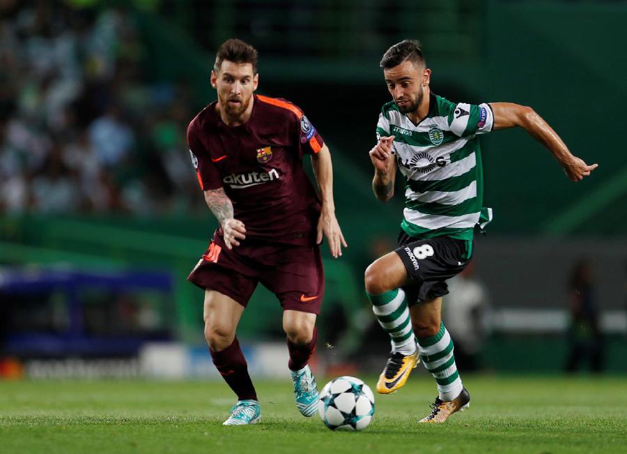 Bruno Fernandes signs for Manchester United from Sporting Lisbon