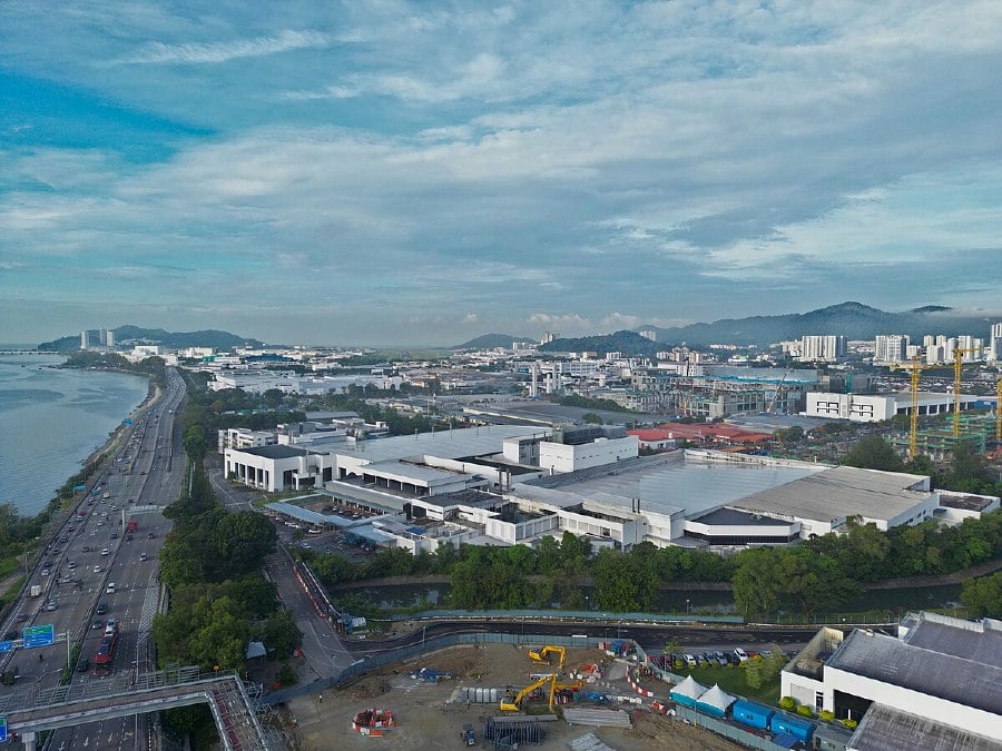 The Knight Frank report indicated that Penang is emerging to be a major offshoring hub that has built up offices catering to these facilities in Bayan Lepas. Pix credit: Wikipedia