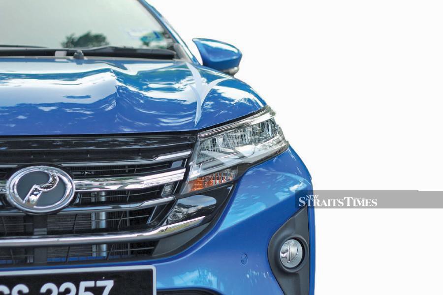 Perodua Aruz 1.5 Advance - Comfortable, affordable people 