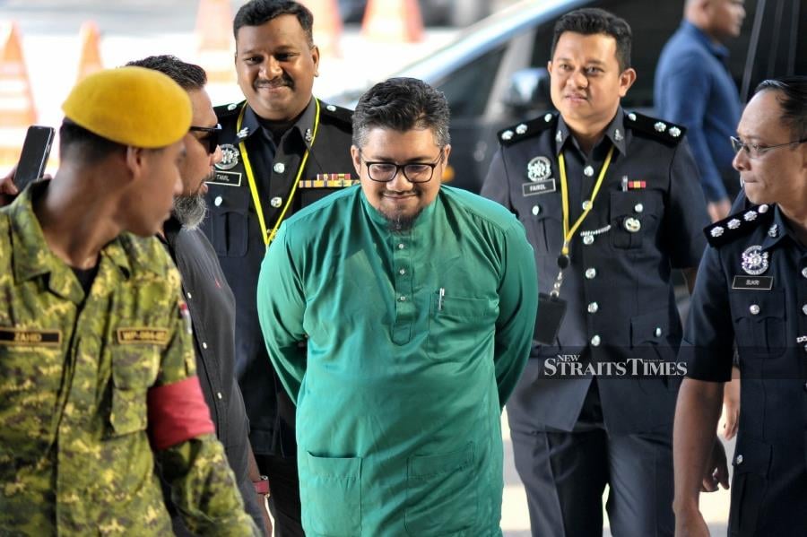 Chegubard is expected to be charged with making seditious remarks and defaming His Majesty Sultan Ibrahim King of Malaysia at the Sessions Court later. - NSTP/AIZUDDIN SAAD