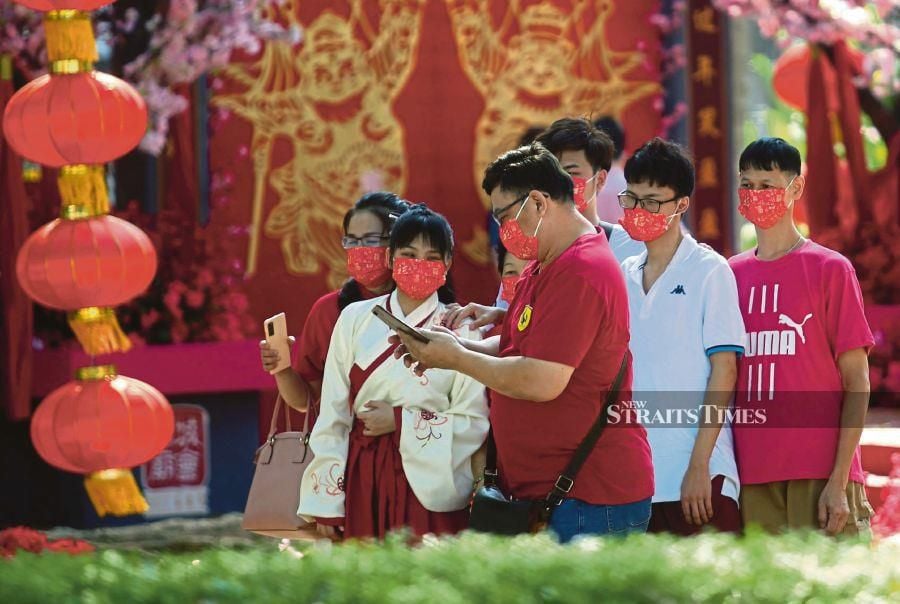  Malaysia is the third most popular destination for tourists to celebrate the upcoming Lunar New Year. - NSTP file pic