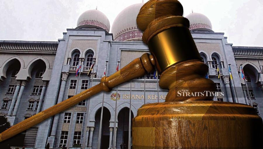 A 46-year-old housewife could not hold back her tears when she pleaded for a minimum sentence for insulting the Yang di-Pertuan Agong on her Facebook account three months ago.  - NSTP file pic