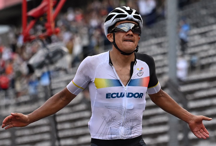 Carapaz trumps Pogacar in Olympic road race to win rare Ecuador gold ...