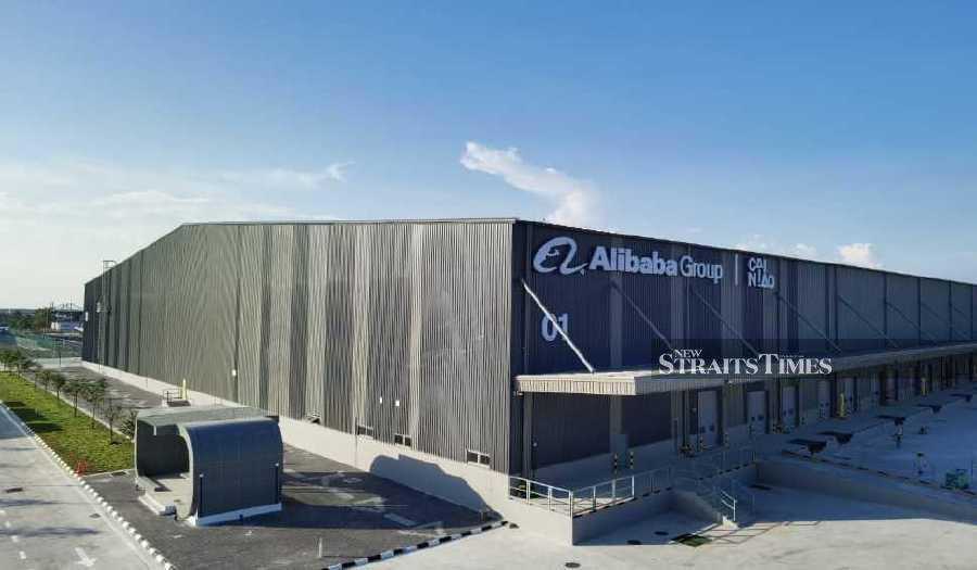 Malaysia Airports Holdings Bhd and Alibaba Group have begun operations of the new e-fulfilment hub called Cainiao Aeropolis as part of their joint efforts to strengthen Malaysia’s economic recovery.