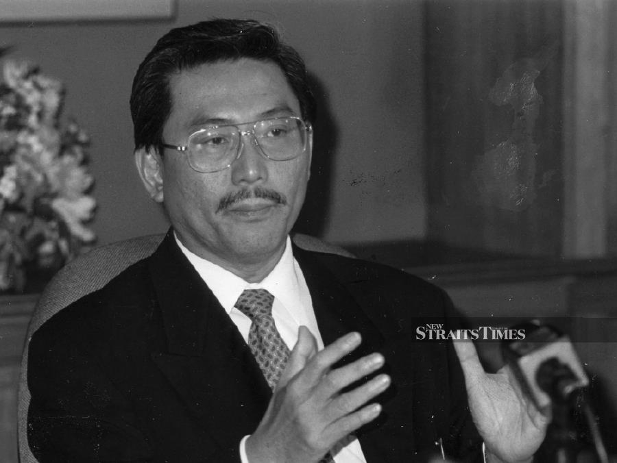 Datuk Chua Jui Meng died at the Serdang Hospital at 4.04pm yesterday. - NSTP file pic