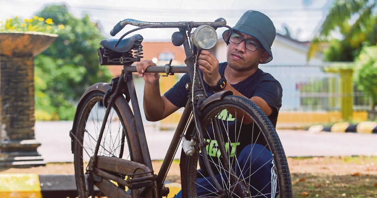 Pencinta barang antik membeli sepeda berusia seabad seharga RM300