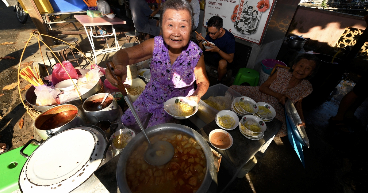 The curry mee sisters spicing up Penang | New Straits Times