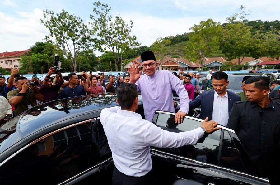 The government remains steadfast in ensuring that Parliament is free from executive authority through parliamentary reform to strengthen constitutional democracy in the country, said Prime Minister Datuk Seri Anwar Ibrahim. BERNAMA PIC