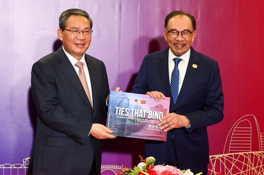 KUALA LUMPUR: In a joint statement, Prime Minister Datuk Seri Anwar Ibrahim and China Premier Li Qiang emphasised their mutual opposition to terrorism and commitment to strengthening law enforcement and anti-terrorism cooperation. — BERNAMA