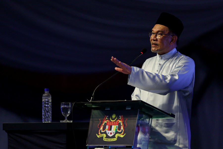 [RASMI] Anwar Ibrahim Bakal Dilantik Sebagai Perdana Menteri Ke-10 - Agong