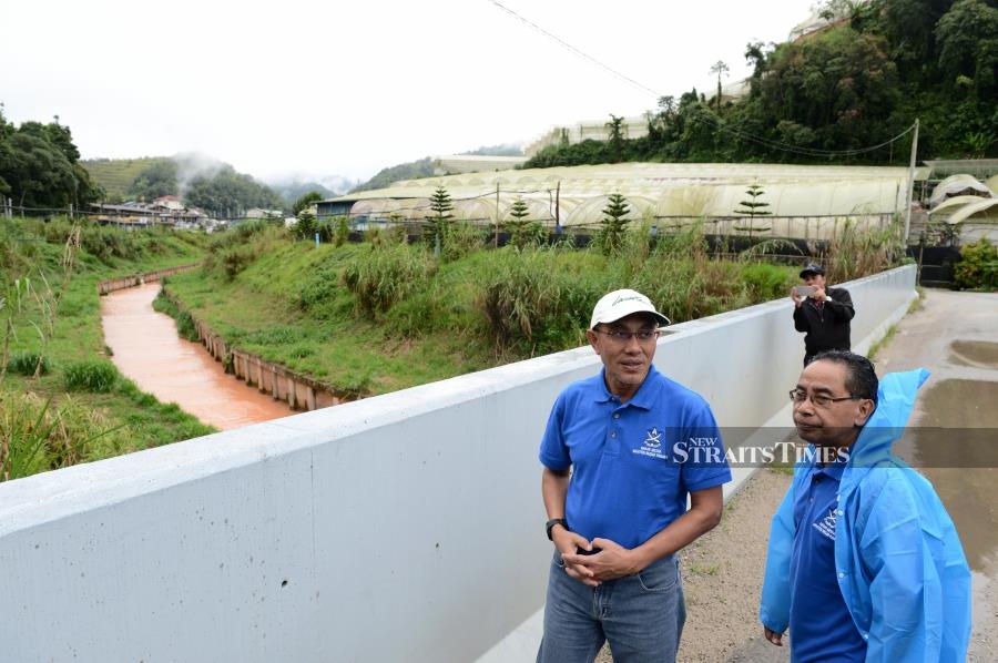 According to Pahang state secretary Datuk Seri Dr Sallehuddin Ishak, since last year, the state government has stopped approving and renewing TOL. - Photo by Bernama. 