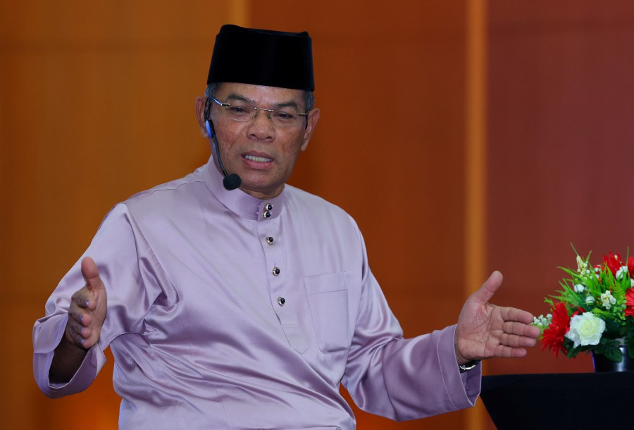 Minister Datuk Seri Saifuddin Nasution Ismail said the ministry's effort to facilitate the process was being done without compromising any conditions set under the law. - Bernama pic