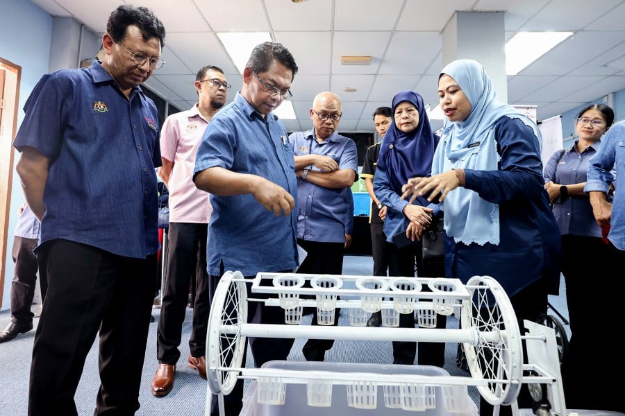 The Higher Education Ministry (MOHE) Deputy Minister Datuk Mustapha Sakmud said as the fields are growing in stature in the state, this stimulates more demand for such courses. BERNAMA PIC