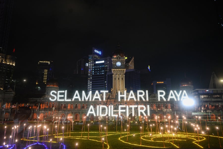 Hari Raya Aidilfitri, stands as one of the most significant and joyous celebrations for Muslims worldwide, marking the culmination of Ramadan, a month of fasting, spiritual reflection, and devotion to Allah. - BERNAMA pic